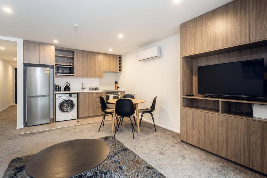 Stellar Central City Apartment - Hagley Park Крайстчерч Екстер'єр фото